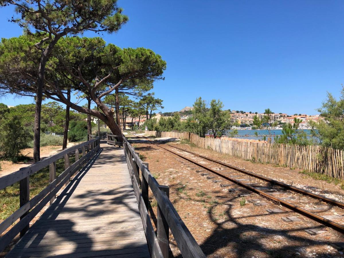 Duplex Renove Les Pieds Dans L'Eau Appartement Calvi  Buitenkant foto